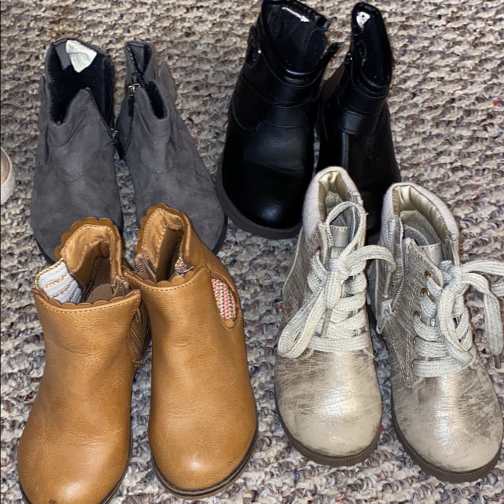 Toddler girl’s boots size 7